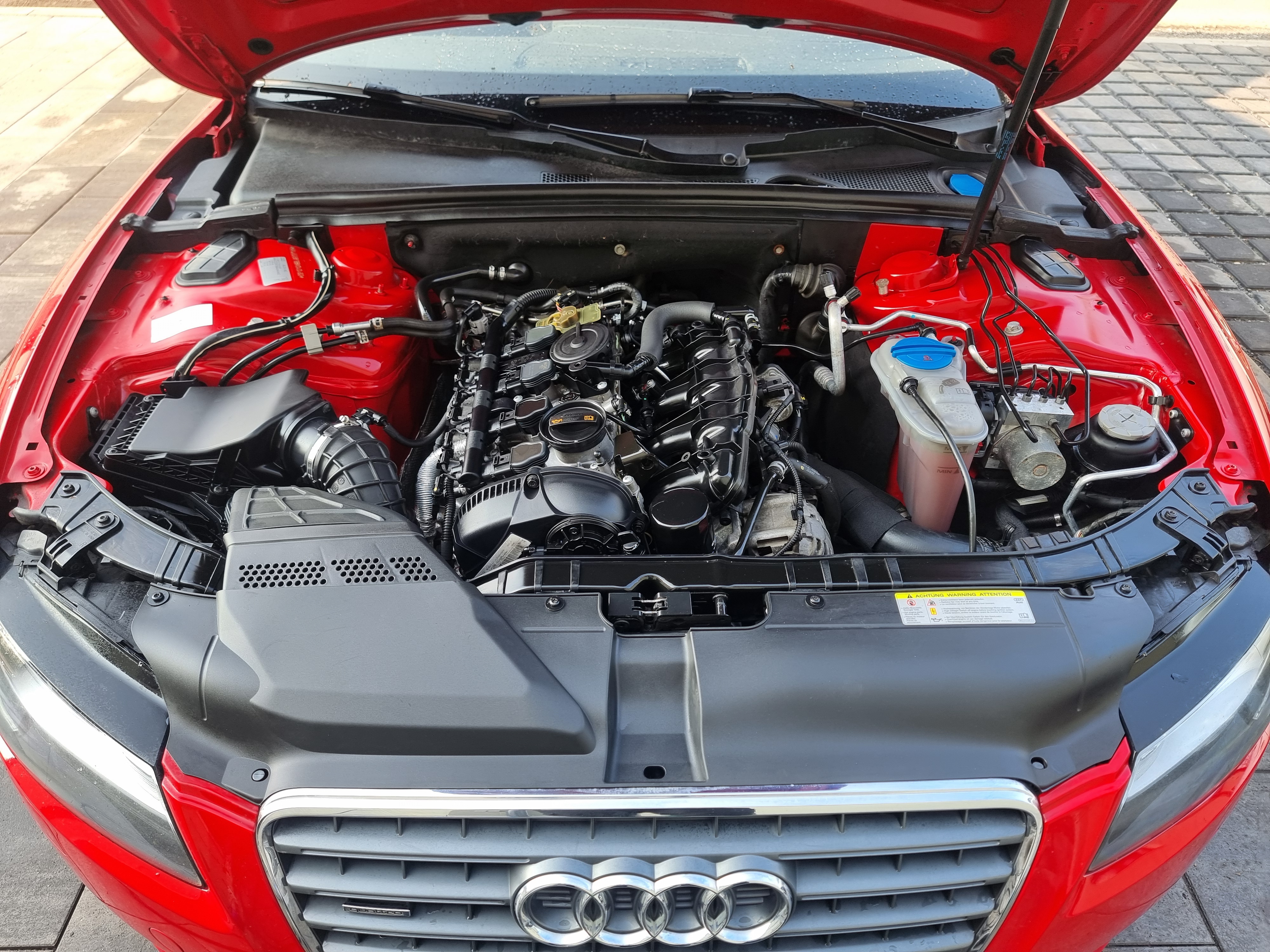 Čištění motorového prostoru